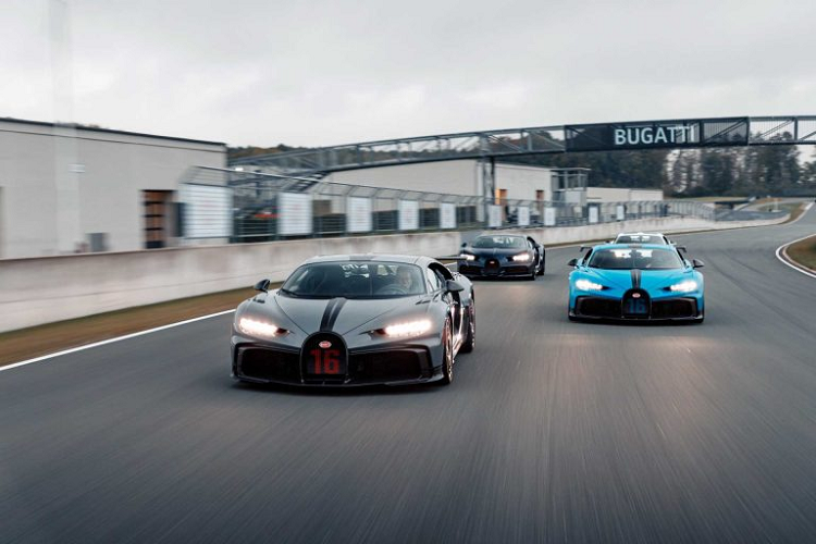 Bugatti Chiron Pur Sport hon 81 ty dong, gioi han 60 chiec