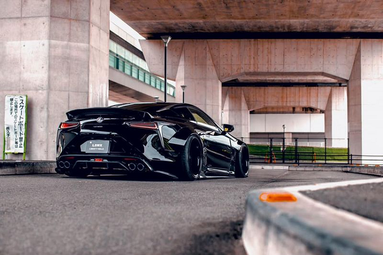 Lexus LC500 gay soc voi goi do Liberty Walk “let dat”-Hinh-6