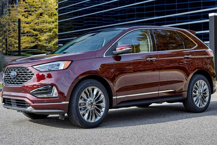 Ford Edge 2021 so huu man hinh 