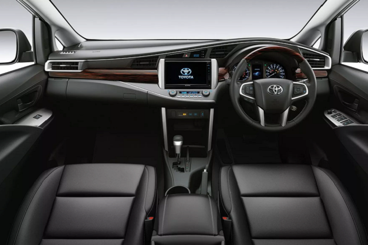 Toyota Innova Crysta 2021 may dau 2.8L tu hon 1 ty dong-Hinh-4