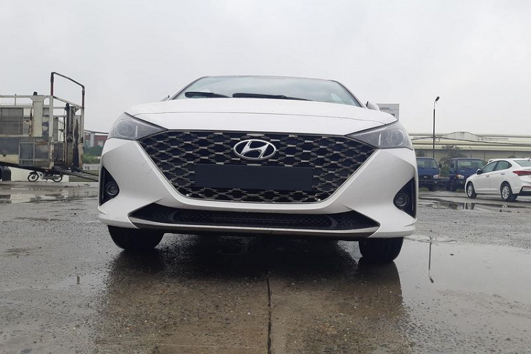 Hyundai Accent 2021 hon 400 trieu tai Viet Nam, dau Toyota Vios?-Hinh-2
