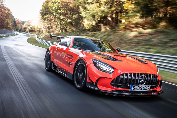 Mercedes-AMG GT, xe thuong mai nhanh nhat tai Nurburgring-Hinh-3