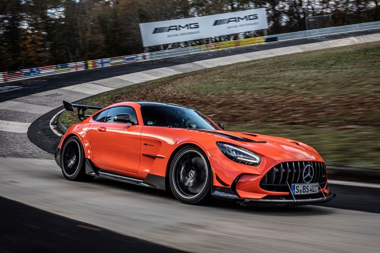 Mercedes-AMG GT, xe thuong mai nhanh nhat tai Nurburgring