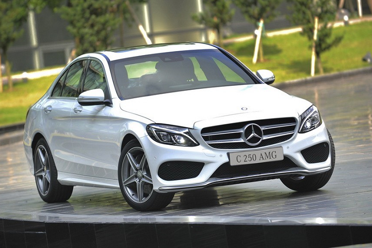 Hon 3.200 xe sang Mercedes C-Class, GLK dinh loi tai Viet Nam