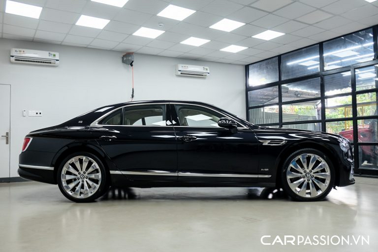 Can canh Bentley Flying Spur First Edition gan 30 ty o Sai Gon-Hinh-6