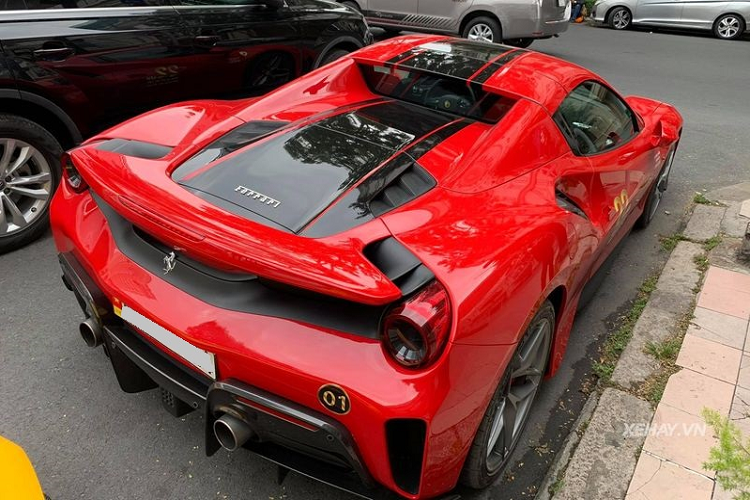 Ferrari 488 Pista Spider khoang hon 30 ty lan banh tai Sai Gon-Hinh-3