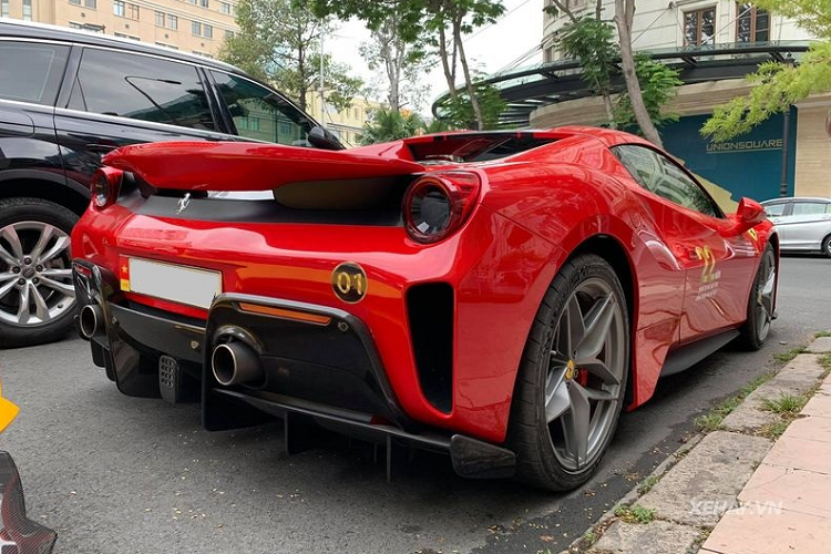 Ferrari 488 Pista Spider khoang hon 30 ty lan banh tai Sai Gon-Hinh-7