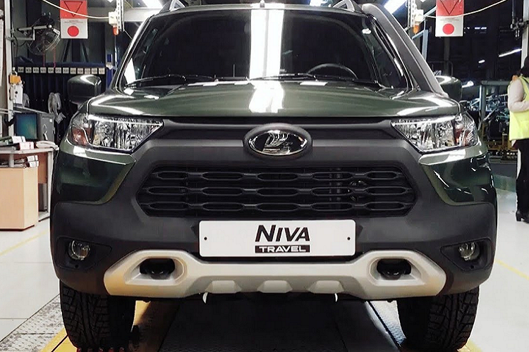 Ngam “la gia” Lada Niva Travel 2021 sang chanh nhu Toyota RAV4-Hinh-2