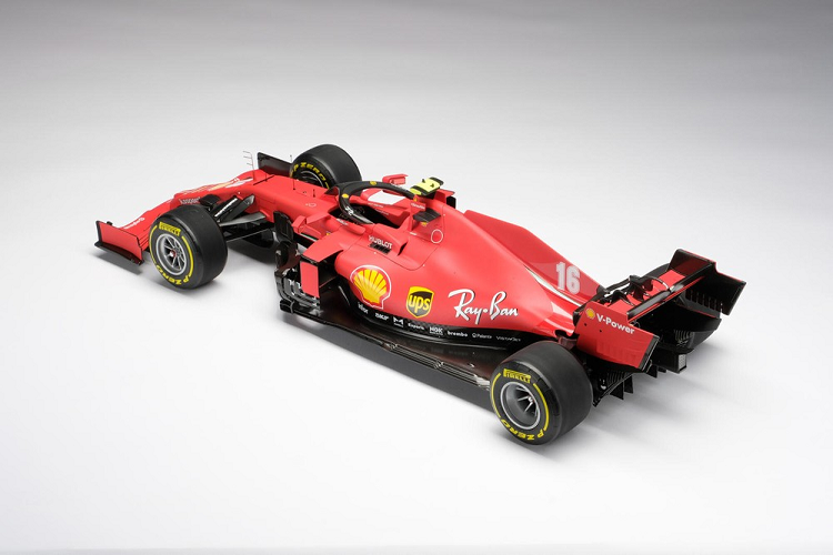 Chiec xe dua Ferrari F1 do choi nay ban ra toi 209 trieu dong-Hinh-2