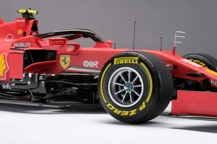 Chiec xe dua Ferrari F1 do choi nay ban ra toi 209 trieu dong-Hinh-3