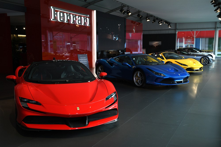 He lo se som co sieu xe Ferrari SF90 Stradale ve Viet Nam-Hinh-6