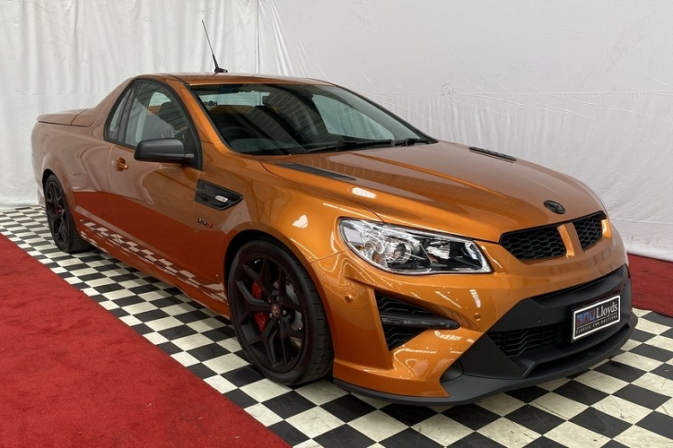 Ban tai HSV GTSR Maloo W1 2017 dac biet hon 12,8 ty dong