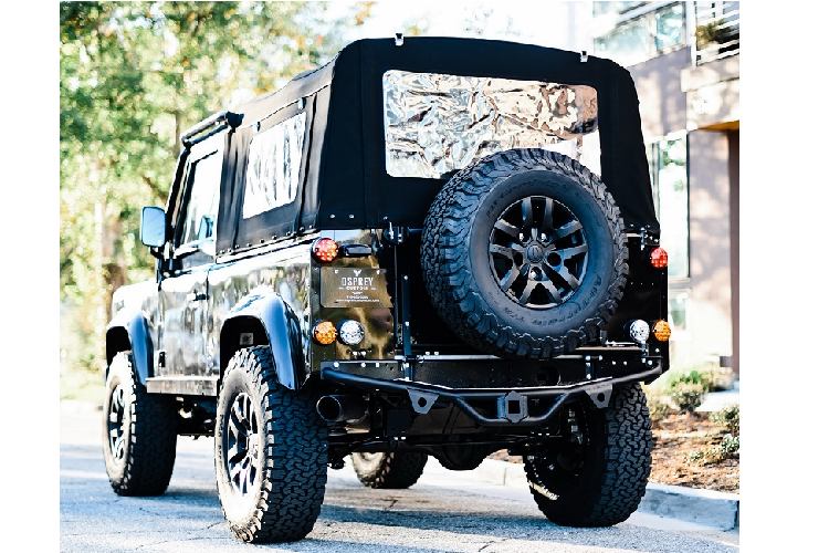 Xe dia hinh Land Rover Defender do co dien, nhung trang bi hien dai-Hinh-2