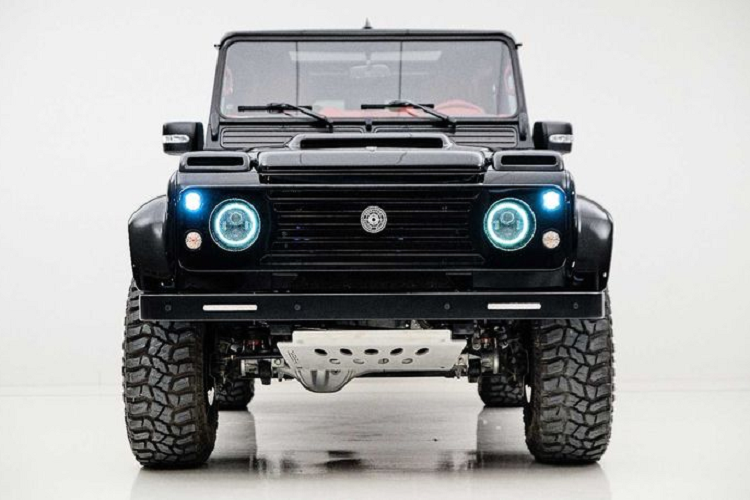 Land Rover Defender manh me va day suc hut nho Ares Designs-Hinh-6