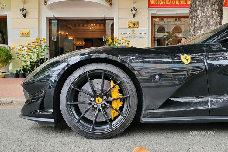 Ferrari F8, 812 Superfast va Mclaren 720S 