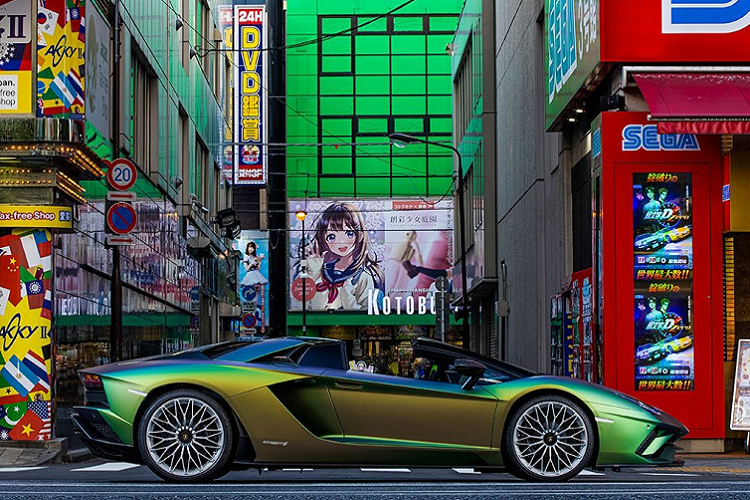 Du an anh nghe thuat cua Lamborghini “dat chan” den chau A-Hinh-10