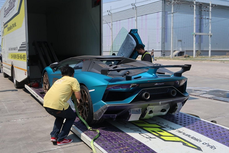 Dai gia Thai Lan tau Lamborghini Aventador SVJ63 hon 37 ty dong