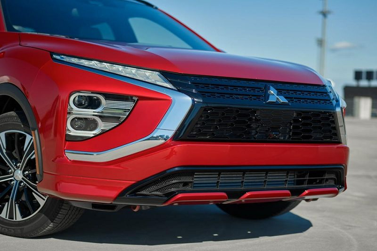 Mitsubishi Eclipse Cross 2021, thiet ke moi ban ra tu 24.600 USD-Hinh-4