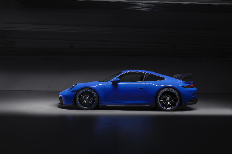 Sieu xe Porsche 911 GT3 doi 2021 se tu hon 170.000 USD-Hinh-9