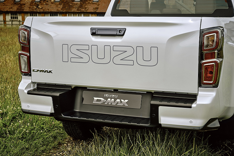 Isuzu D-Max the he moi duoc ra mat tai Anh, tu 683 trieu dong-Hinh-9