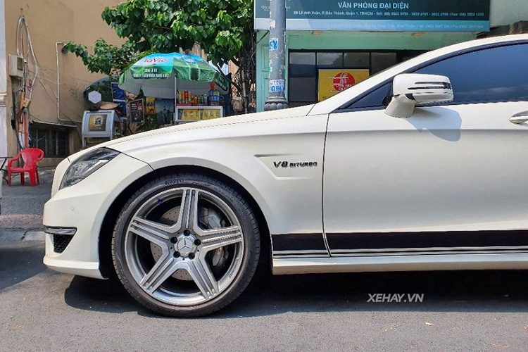 Mercedes-AMG CLS 63, xe sang 10 nam tuoi tien ty tai Viet Nam-Hinh-5