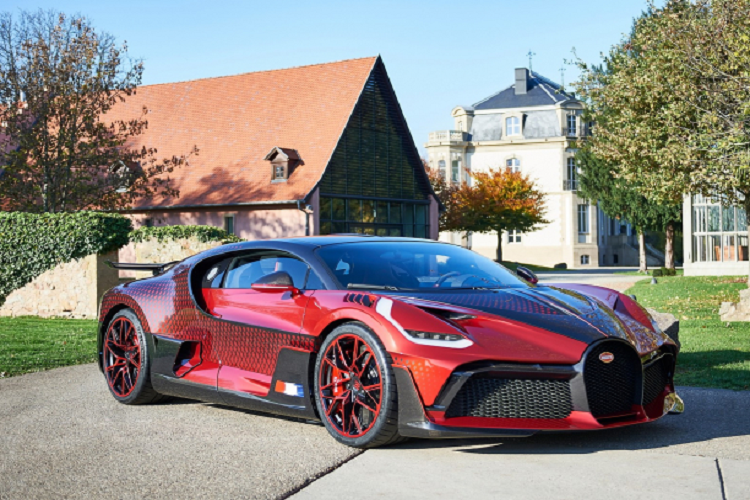 Bugatti Divo “Lady Bug” - sieu xe manh me va phuc tap nhat