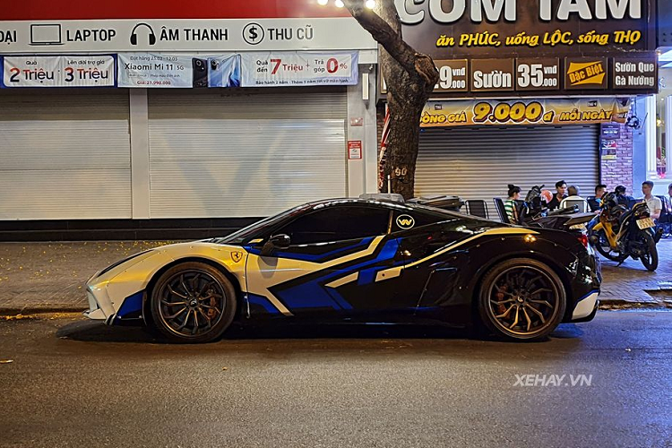 Ferrari 488 GTB do Liberty Walk doi mau son cuc doc tai Sai Gon-Hinh-4