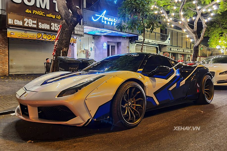 Ferrari 488 GTB do Liberty Walk doi mau son cuc doc tai Sai Gon-Hinh-7