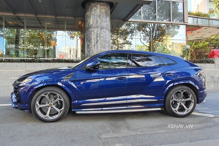 Sieu SUV Lamborghini Urus hon 20 ty mau son hiem tai Viet Nam-Hinh-6