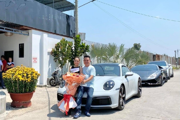 Lốp ô tô cho xe Porsche  tặng gói dịch vụ cân chỉnh tại Hà Nội