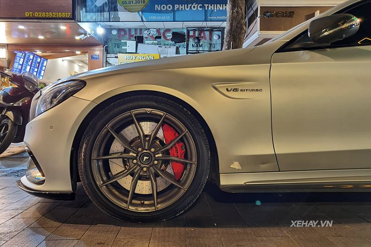 Mercedes-AMG C63 S Edition 1 doc nhat Viet Nam rao ban 4 ty-Hinh-3