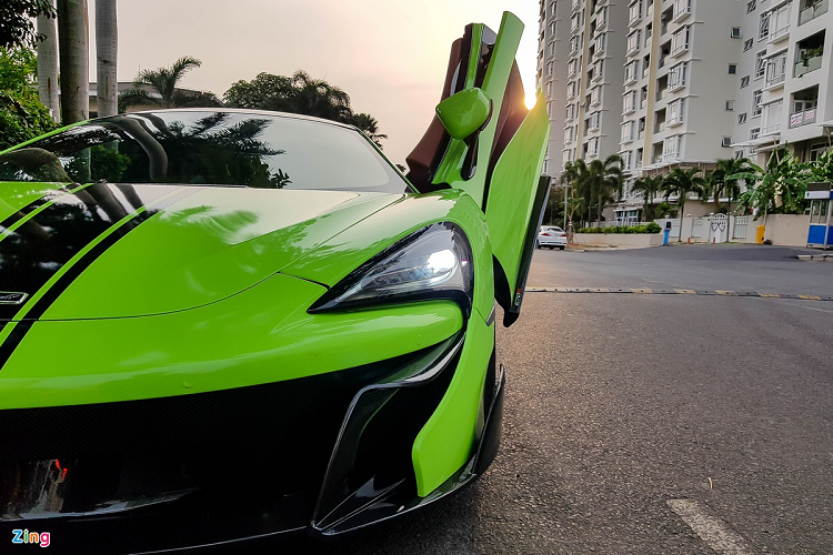 Day la chiec sieu xe McLaren 570S voi goi do doc nhat Viet Nam-Hinh-9