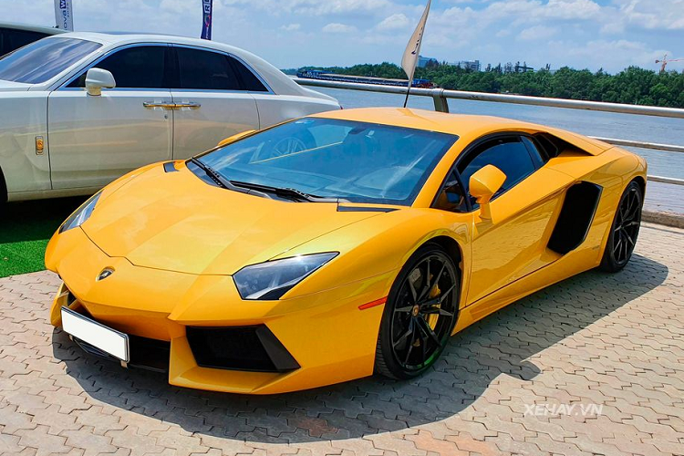 Lamborghini Aventador dau tien tai Viet Nam sau 9 nam van 