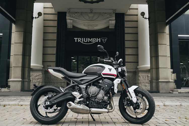 Triumph Trident tu 265 trieu, 