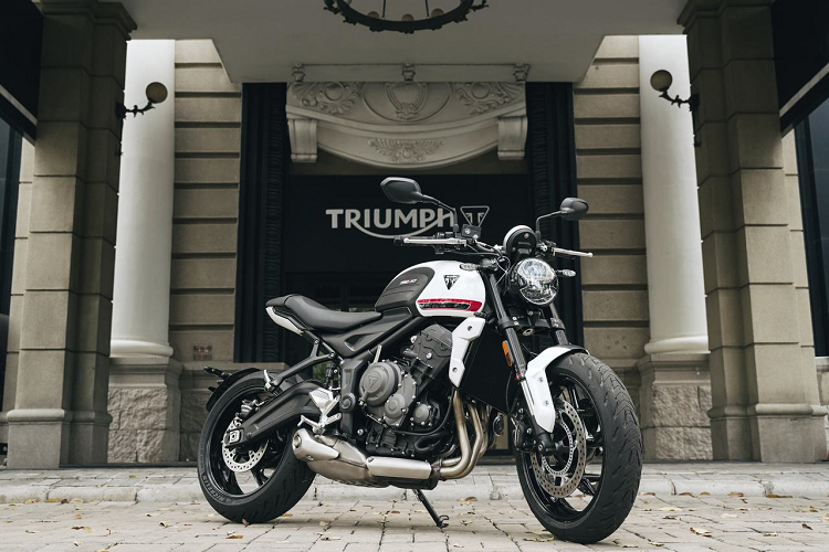 Triumph Trident tu 265 trieu, 