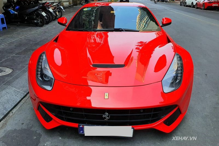 Ferrari F12 Berlinetta do ong xa “hang thua