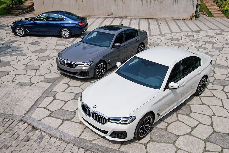 BMW 5-Series 2021 gan 2,5 ty tai Viet Nam, 
