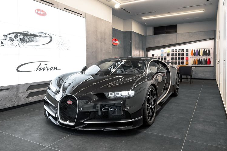 Bugatti mo showroom tai Nhat Ban, dam chat hang sieu xe Phap