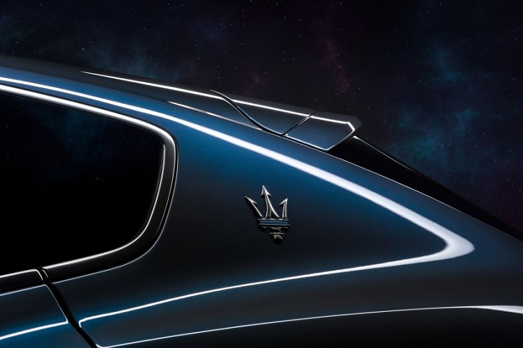 SUV hang sang Maserati Levante Hybrid 2022 duoc trang bi nhung gi?-Hinh-3