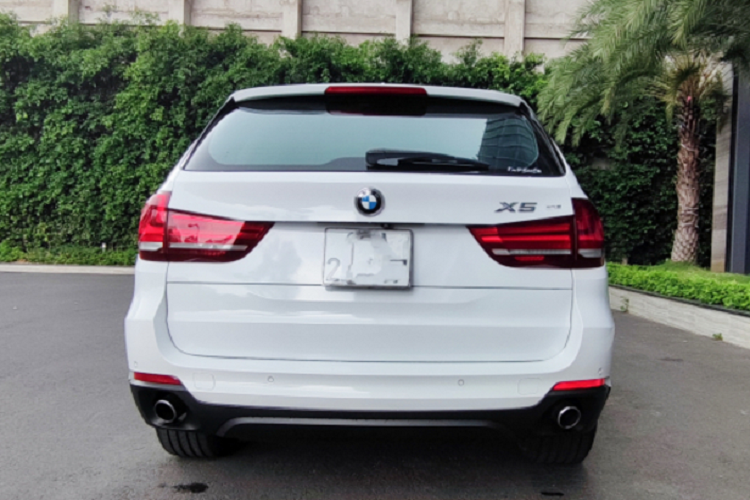 BMW X5 may dau chi 1,8 ty dong, di 5 nam “bay” nua gia-Hinh-9
