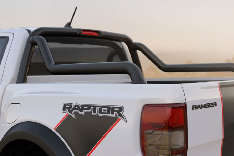 Ford Ranger Raptor X thiet ke the thao hon, tu 1,42 ty dong-Hinh-4