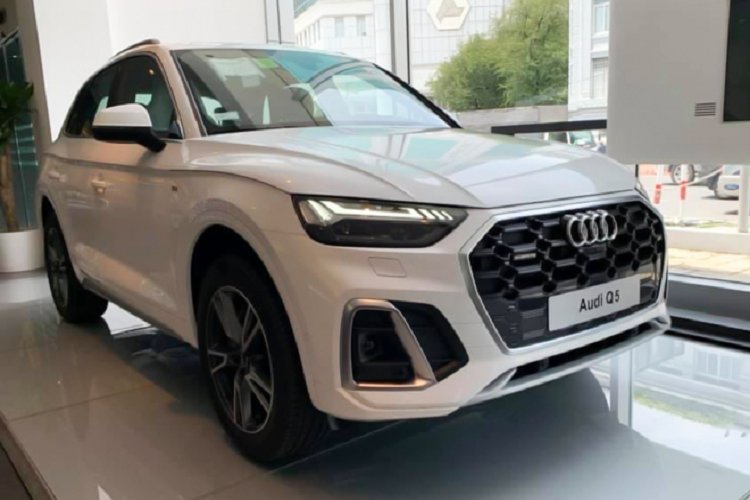 Audi Q5 mild hybrid 2021 chinh hang co mat tai Viet Nam