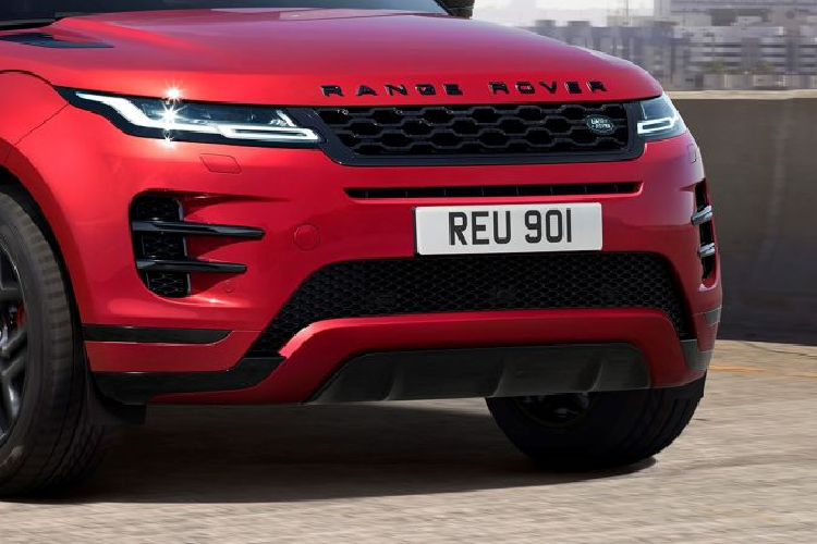 Range Rover Evoque P300 HST hang sang khoi diem 1,63 ty dong-Hinh-5