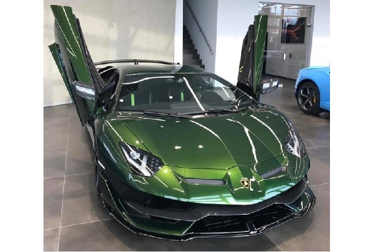 Lamborghini Aventador SVJ Coupe sap ve nuoc voi mau son sieu doc-Hinh-4