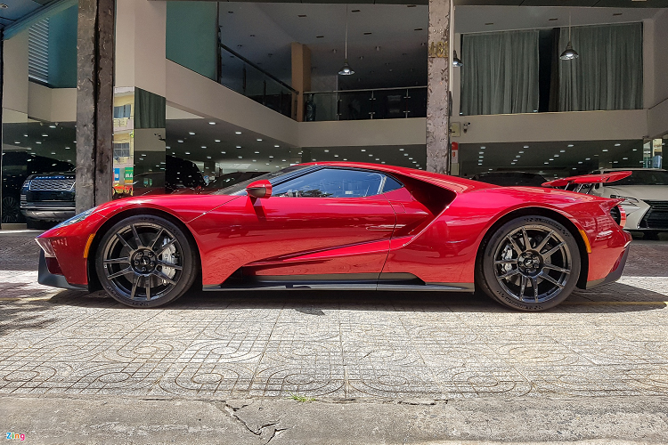 Sieu xe Ford GT doc nhat Viet Nam xuat hien o Sai Gon-Hinh-2