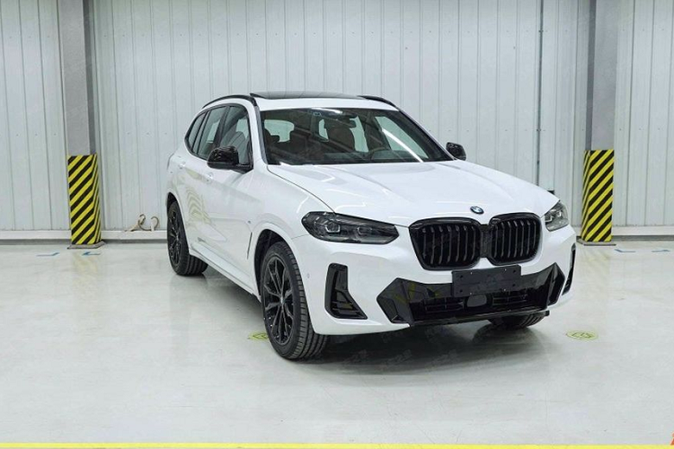 Chiec BMW X3 2022 nay se khien Mercedes-Benz GLC phai de chung-Hinh-2