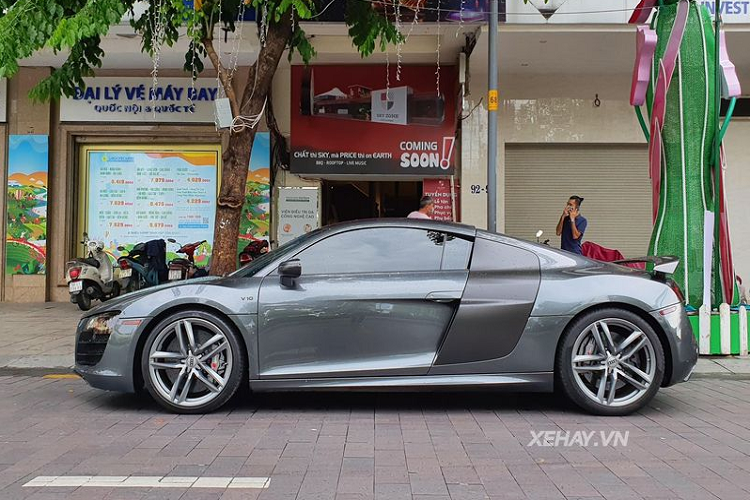 Sieu xe Audi R8 V10 Coupe doc nhat Viet Nam tai xuat o Sai Gon-Hinh-4