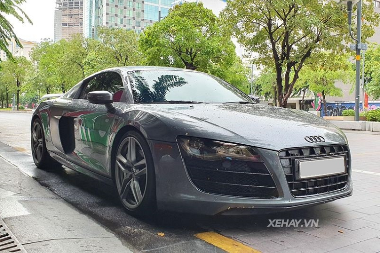 Sieu xe Audi R8 V10 Coupe doc nhat Viet Nam tai xuat o Sai Gon