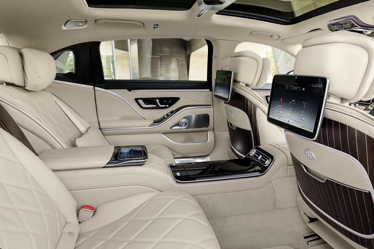 Mercedes-Maybach S680 tu 4,6 ty tai Duc, 