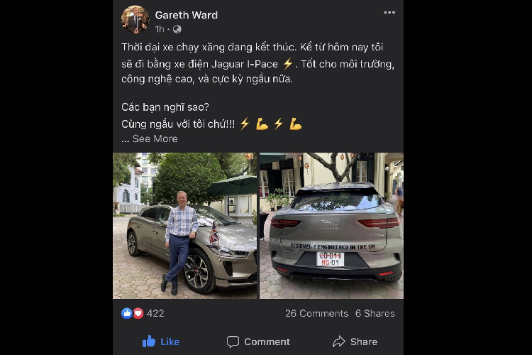 Dai su Anh tai Viet Nam “check in“ ben Jaguar i-Pace chay dien